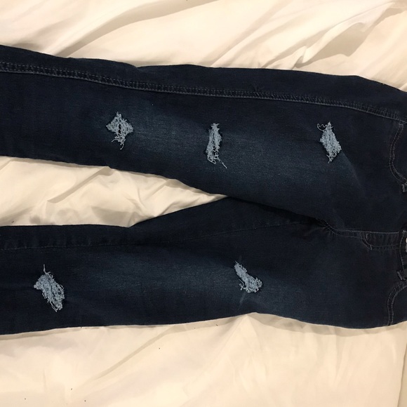 CUSTOM JEANS MYSTERY BOX - Picture 7 of 12